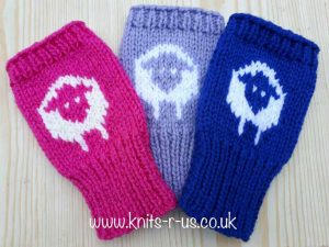sheep logo fingerless gloves knitting pattern